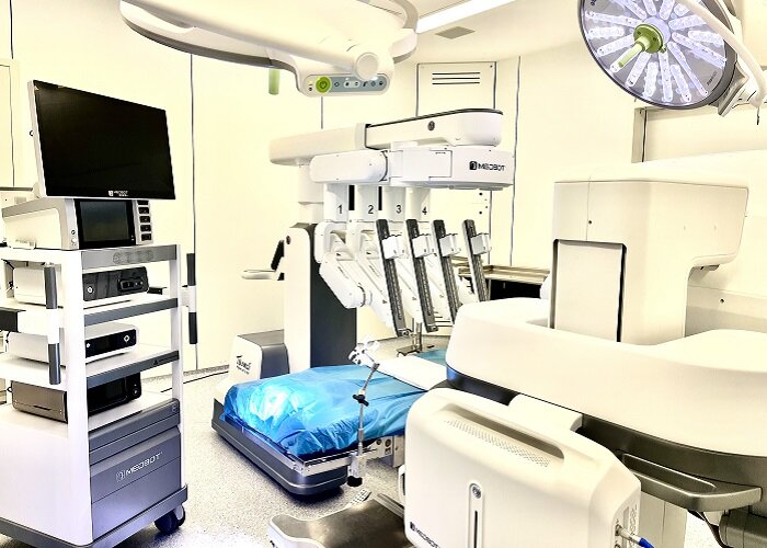 L'Hospital Universitari de Mataró incorporarà la cirurgia robòtica gràcies a una aliança pionera de compra conjunta entre cinc hospitals catalans