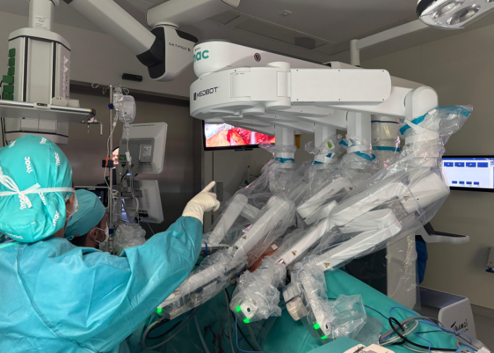 Imatge de L’Hospital Universitari de Mataró inicia amb èxit la cirurgia robòtica amb el sistema Toumai®